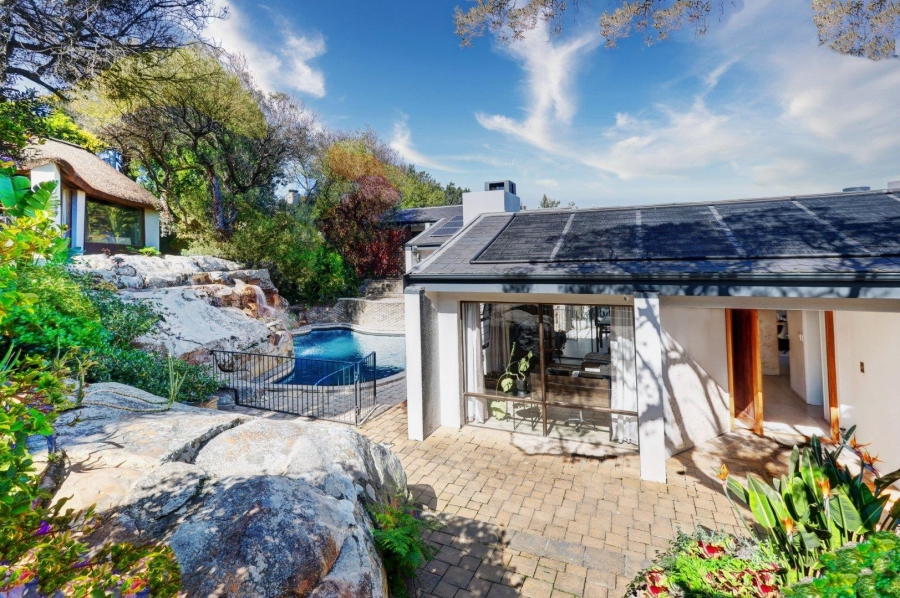 4 Bedroom Property for Sale in Loevenstein Western Cape